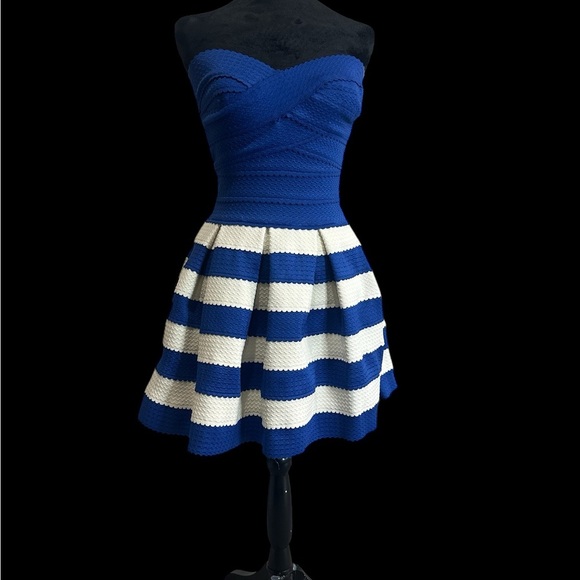 Dresses & Skirts - Blue and White Strapless Party Dress